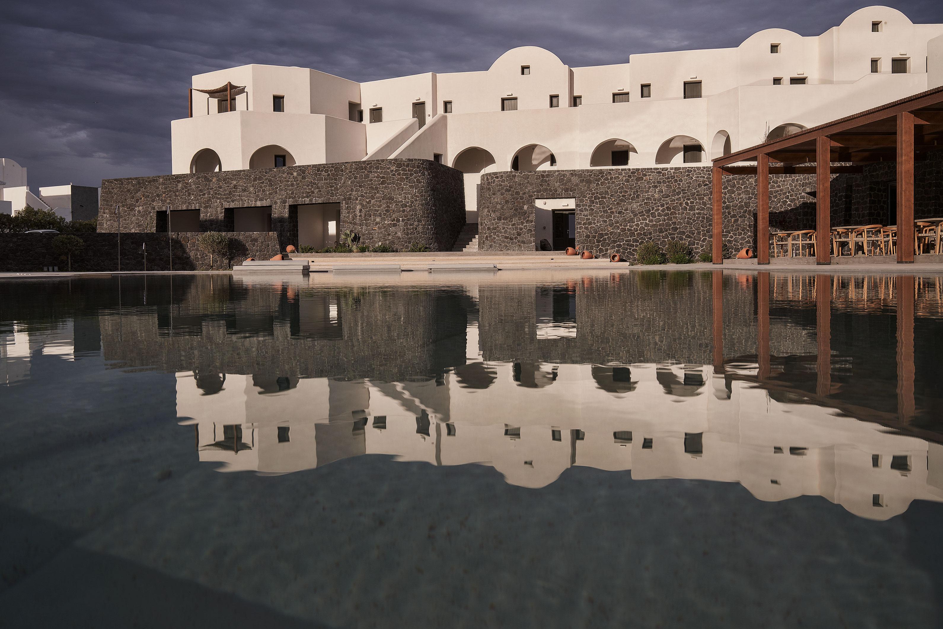 Orama Hotel&Spa Fira  Exteriér fotografie The Santa Marina Hotel